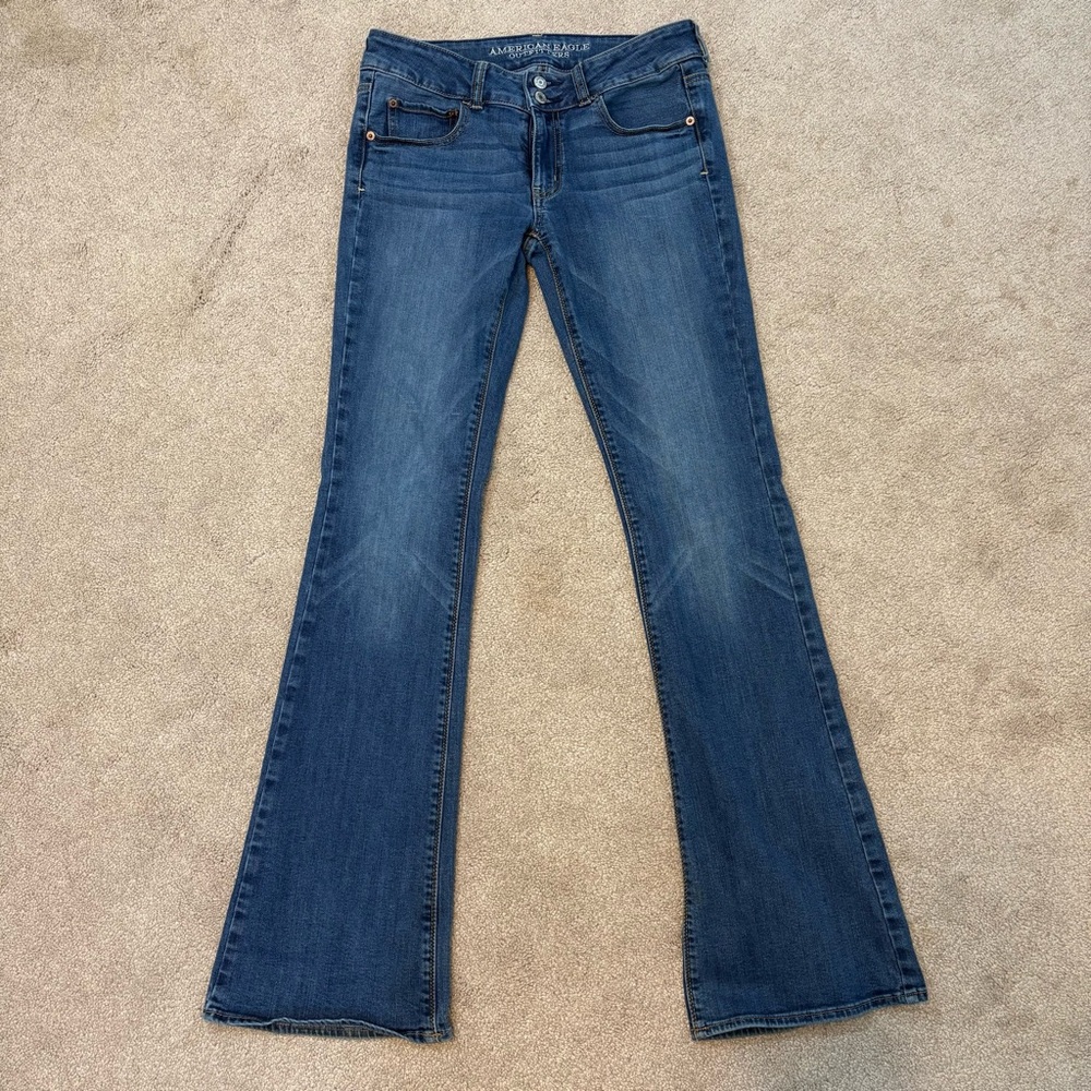 American Eagle Artist Flared Women’s Jeans Low Rise Size 8 X-Long